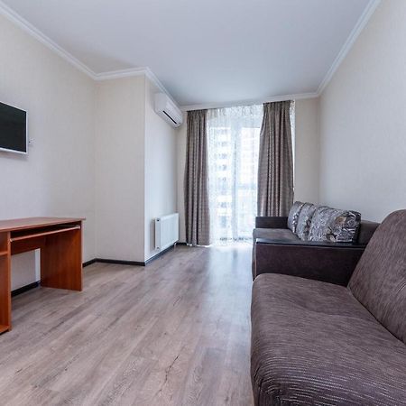 キエフFlatrent Drahomanova 2Aアパートメント エクステリア 写真