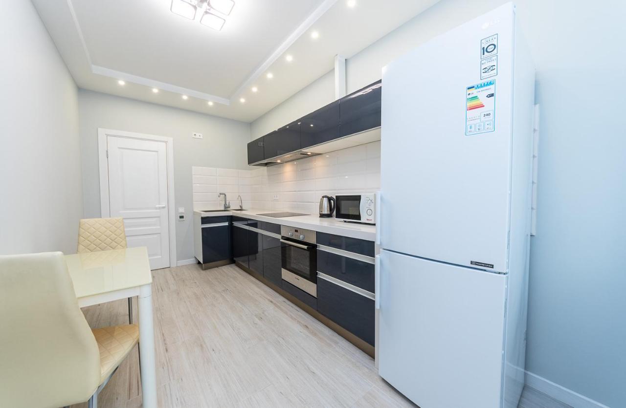 キエフFlatrent Drahomanova 2Aアパートメント エクステリア 写真
