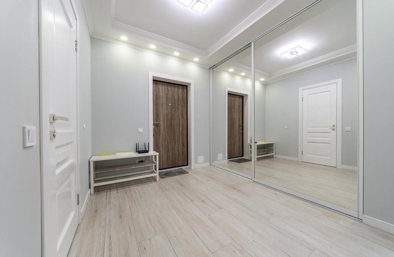 キエフFlatrent Drahomanova 2Aアパートメント エクステリア 写真