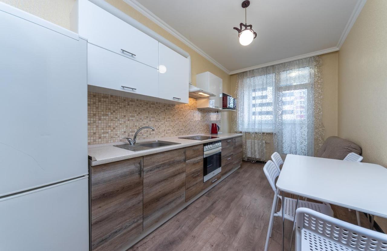 キエフFlatrent Drahomanova 2Aアパートメント エクステリア 写真