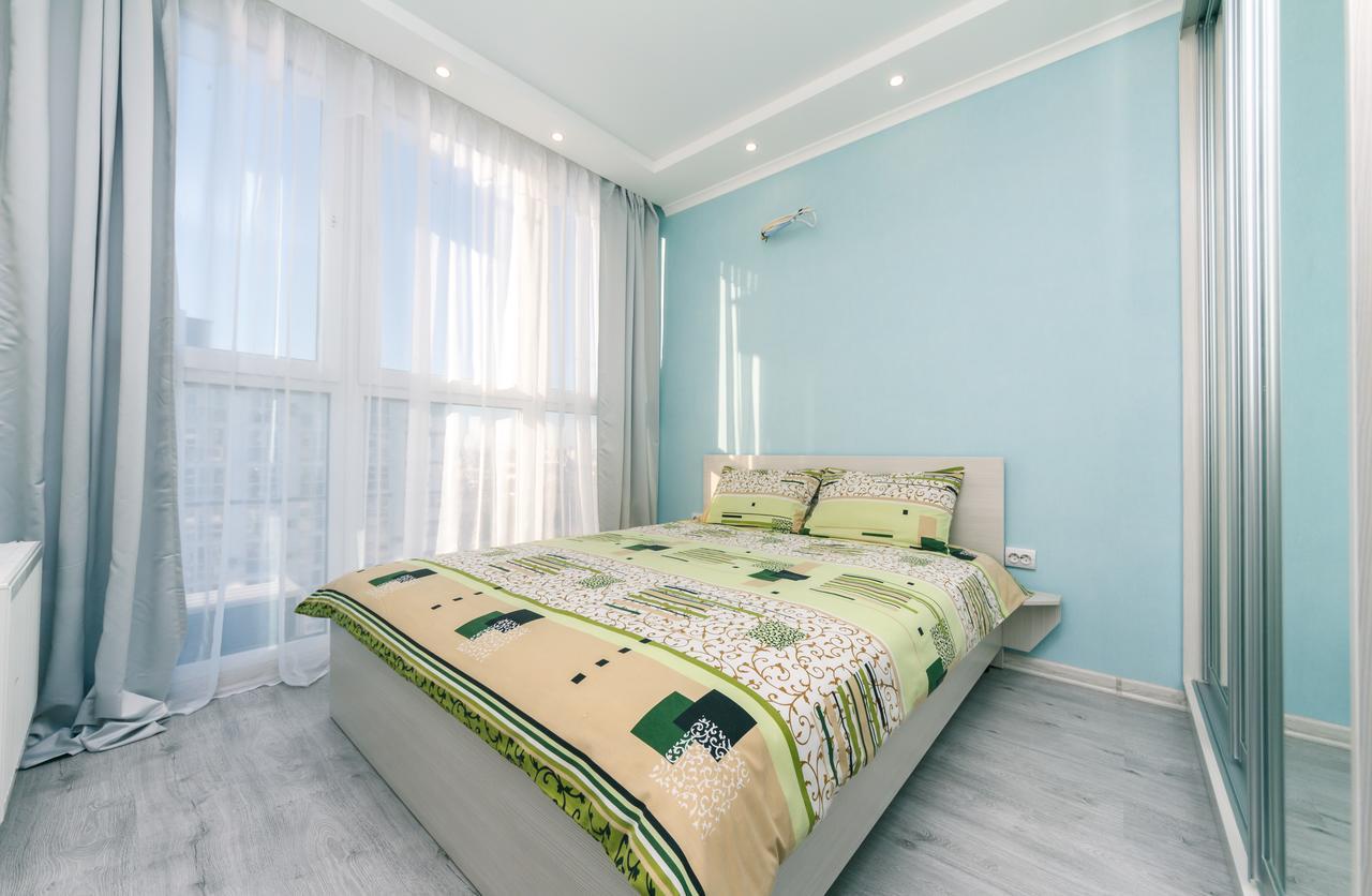 キエフFlatrent Drahomanova 2Aアパートメント エクステリア 写真