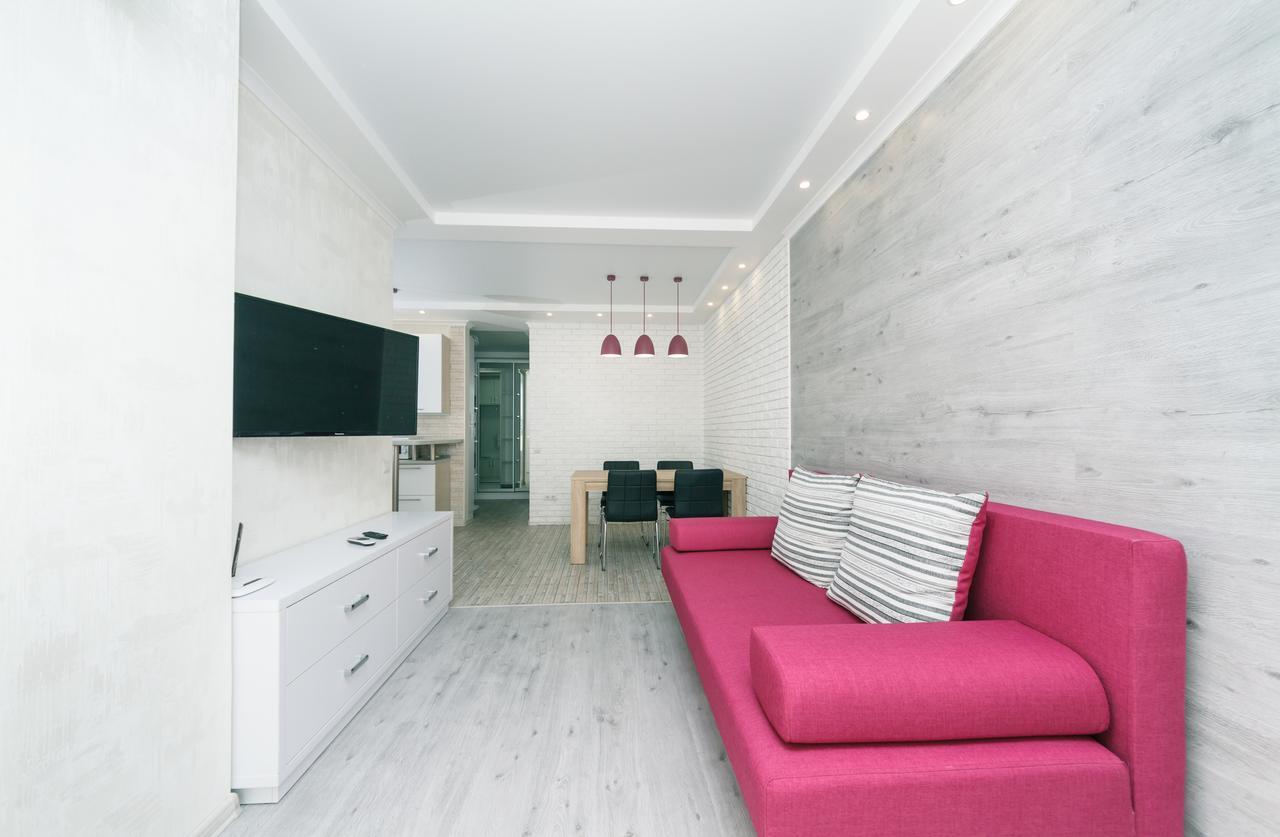 キエフFlatrent Drahomanova 2Aアパートメント エクステリア 写真