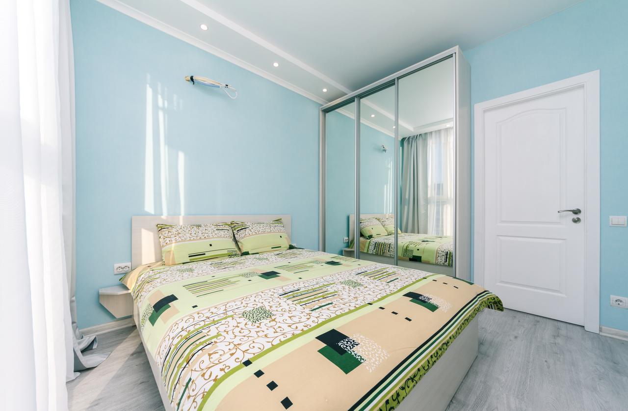 キエフFlatrent Drahomanova 2Aアパートメント エクステリア 写真