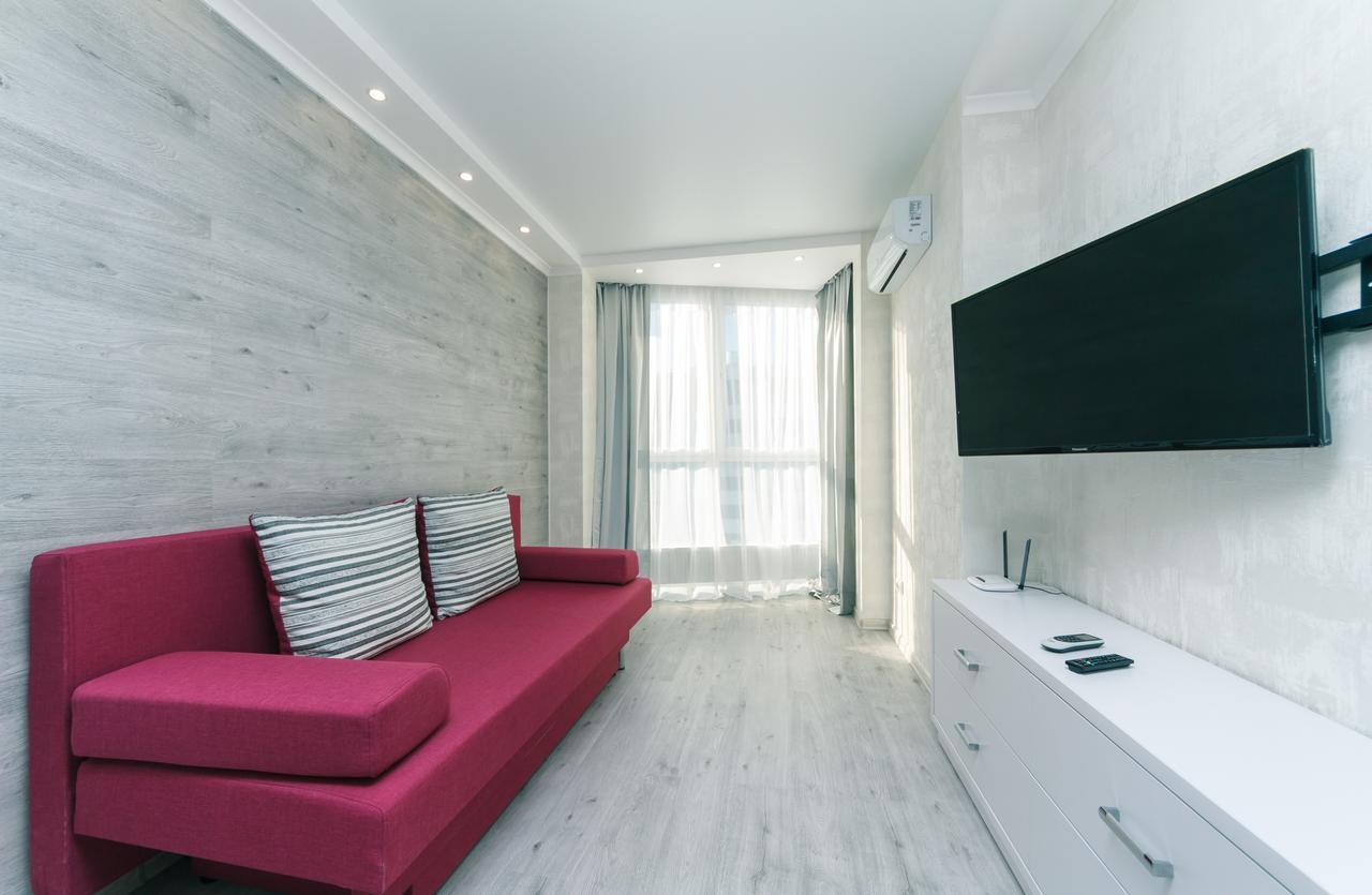キエフFlatrent Drahomanova 2Aアパートメント エクステリア 写真