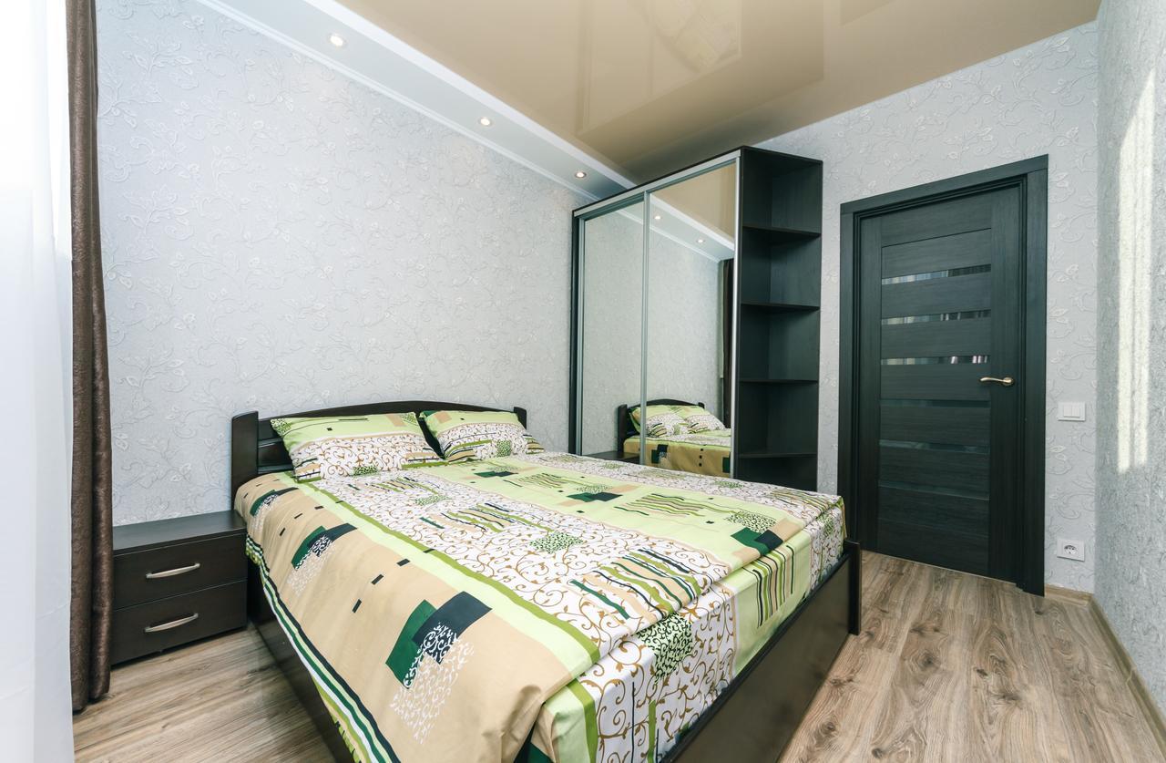キエフFlatrent Drahomanova 2Aアパートメント エクステリア 写真