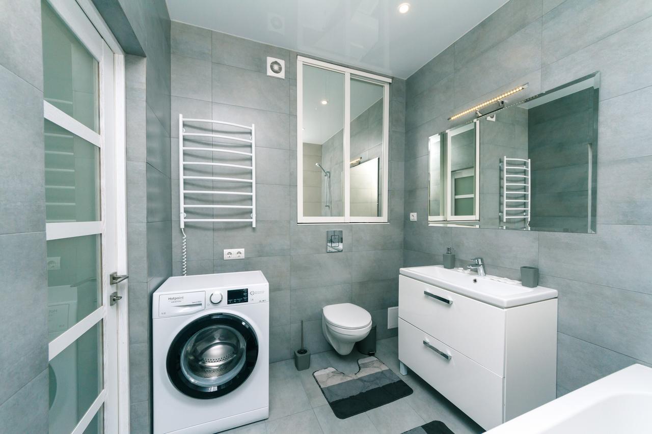 キエフFlatrent Drahomanova 2Aアパートメント エクステリア 写真